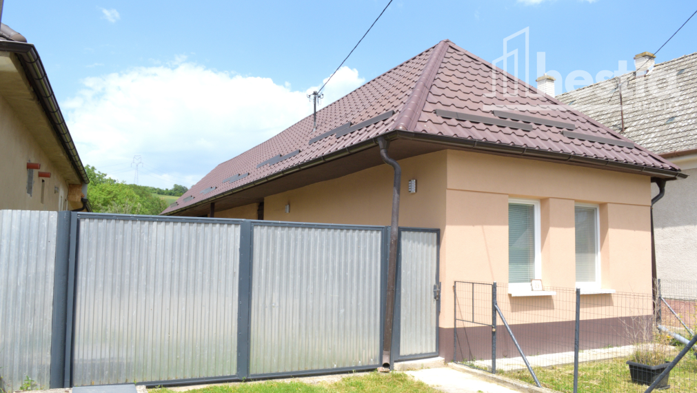 Domček s veľkým pozemkom 804 m² – miesto pre vaše plány