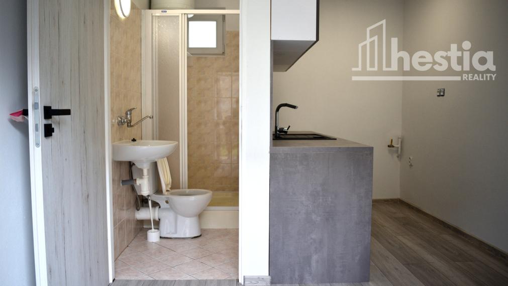 Domček s veľkým pozemkom 804 m² – miesto pre vaše plány