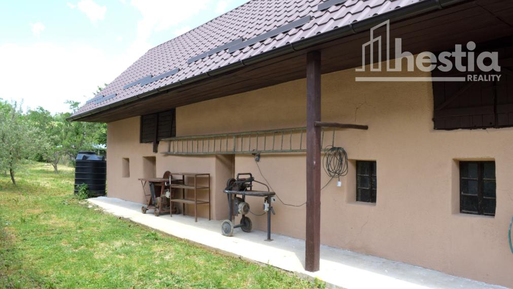 Domček s veľkým pozemkom 804 m² – miesto pre vaše plány