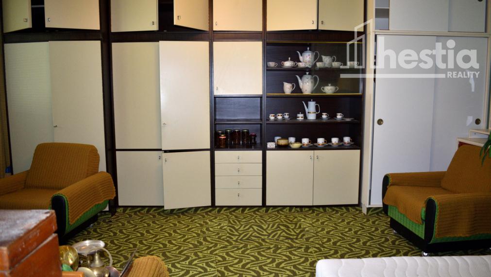 Veľký pozemok 1 322 m² – rodinný dom s potenciálom