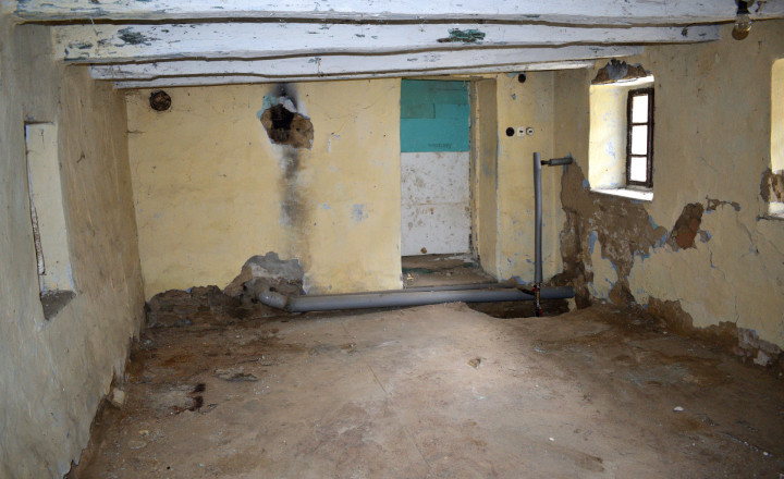 Domček s veľkým pozemkom 804 m² - fotografia 11