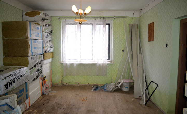 1 992 m² pozemok + rodinný dom pri Trenčíne - fotografia 8